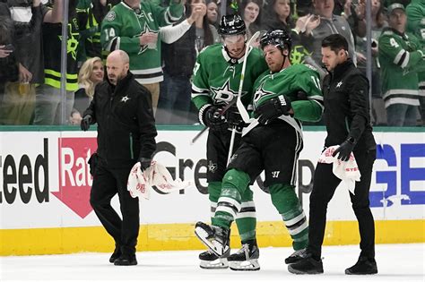 Stars’ Pavelski leaves after a hit becomes minor on review